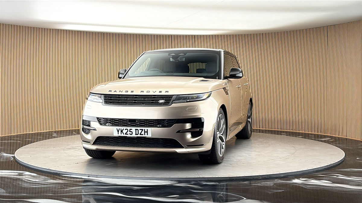 More views of Land Rover Range Rover Sport