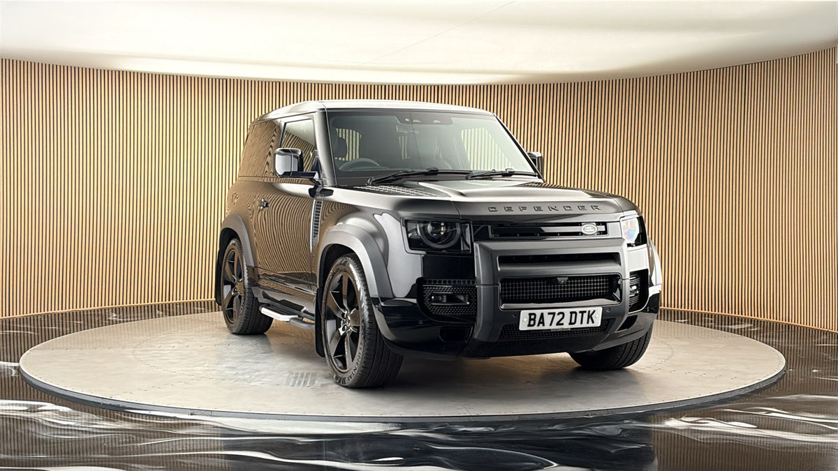 More views of Land Rover Defender 90