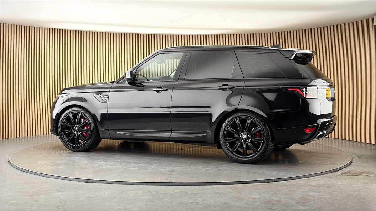 More views of Land Rover Range Rover Sport
