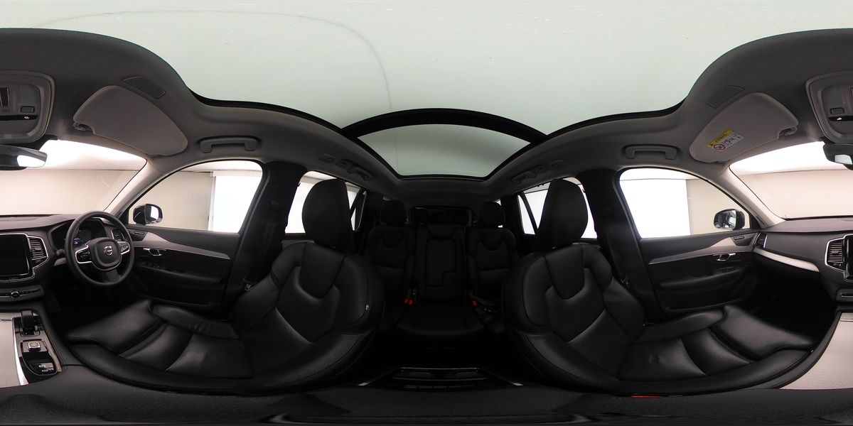 More views of Volvo XC90