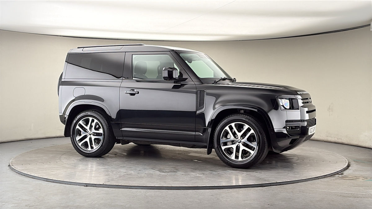 More views of Land Rover Defender 90