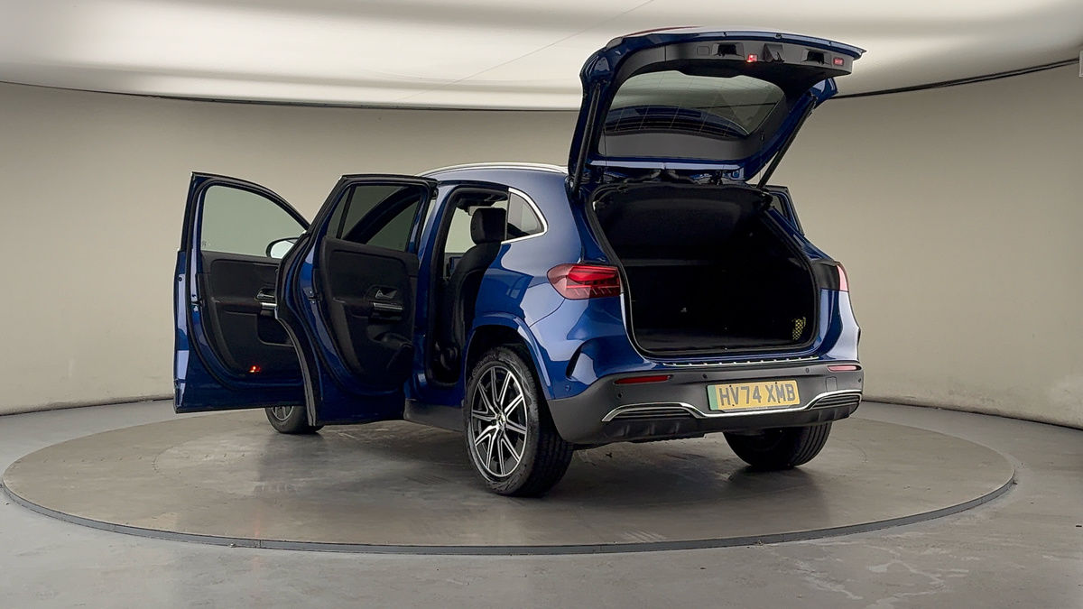Mercedes-Benz EQA Image 24