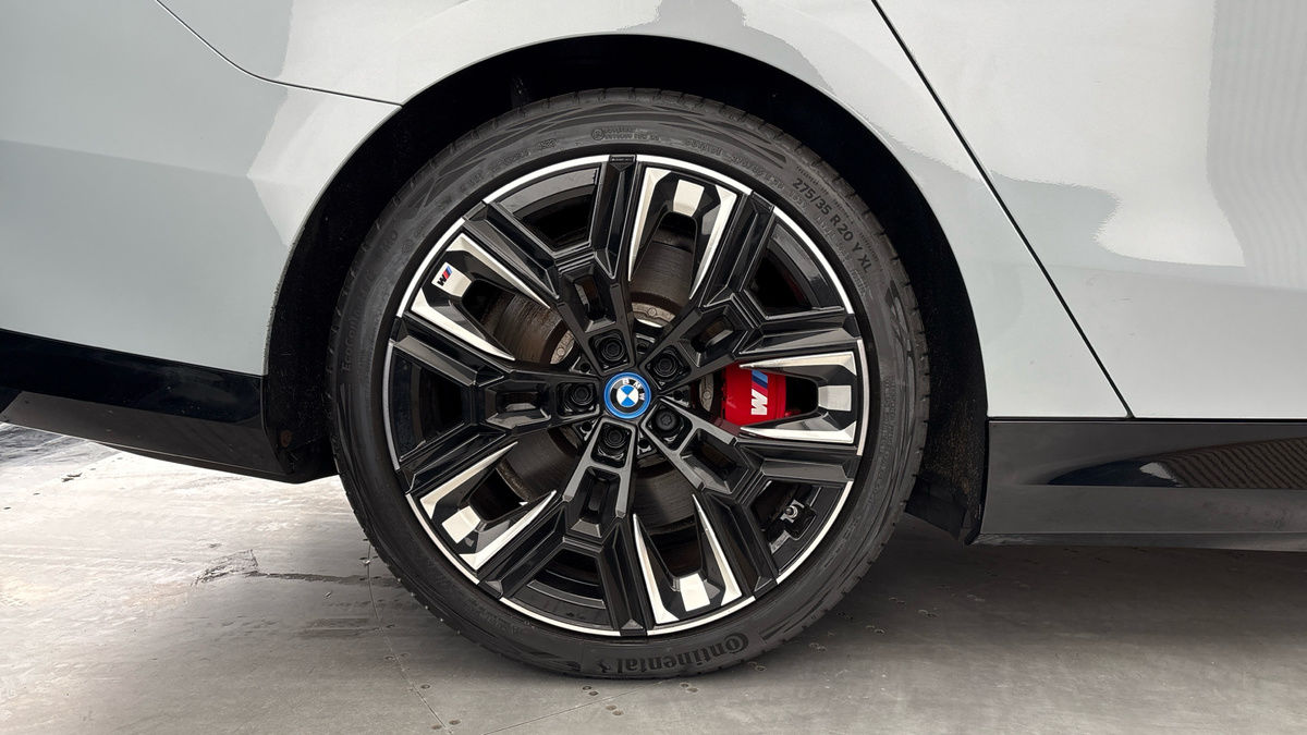BMW i5 Image 10