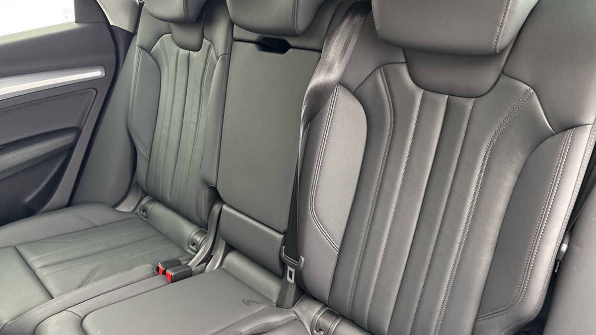 Audi Q5 Image 8