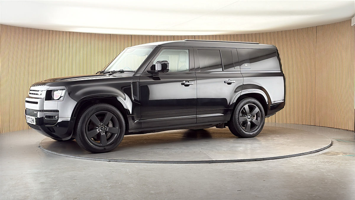 More views of Land Rover Defender 130
