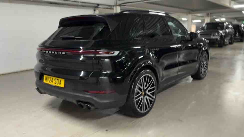 More views of Porsche Cayenne