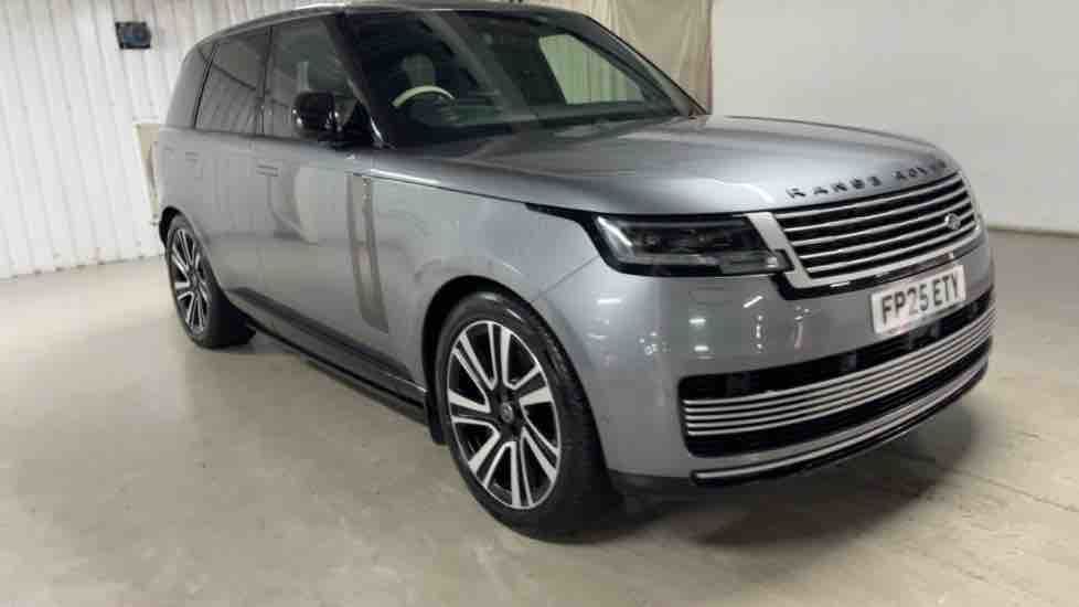 More views of Land Rover Range Rover