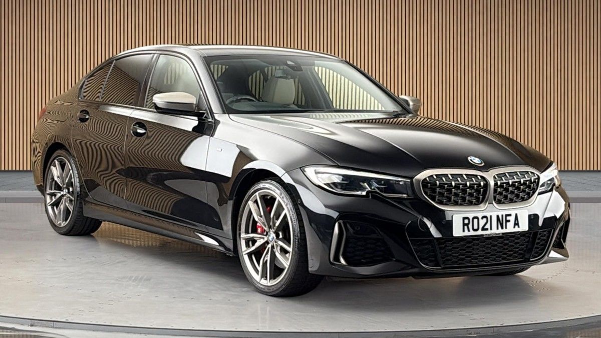 BMW 3 Series Sticky Header Image
