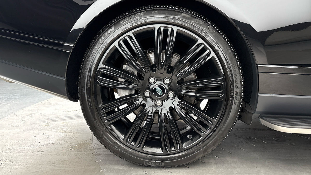 Land Rover Range Rover Image 10