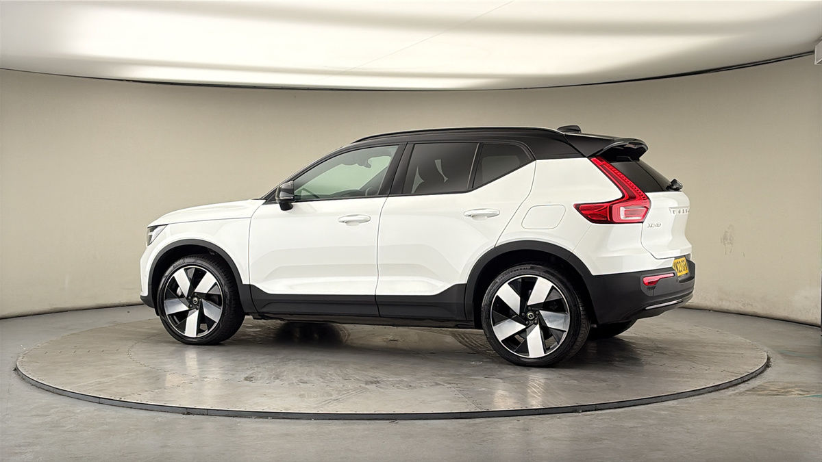 More views of Volvo XC40