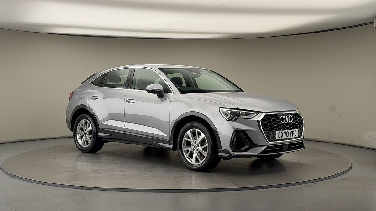 More views of Audi Q3