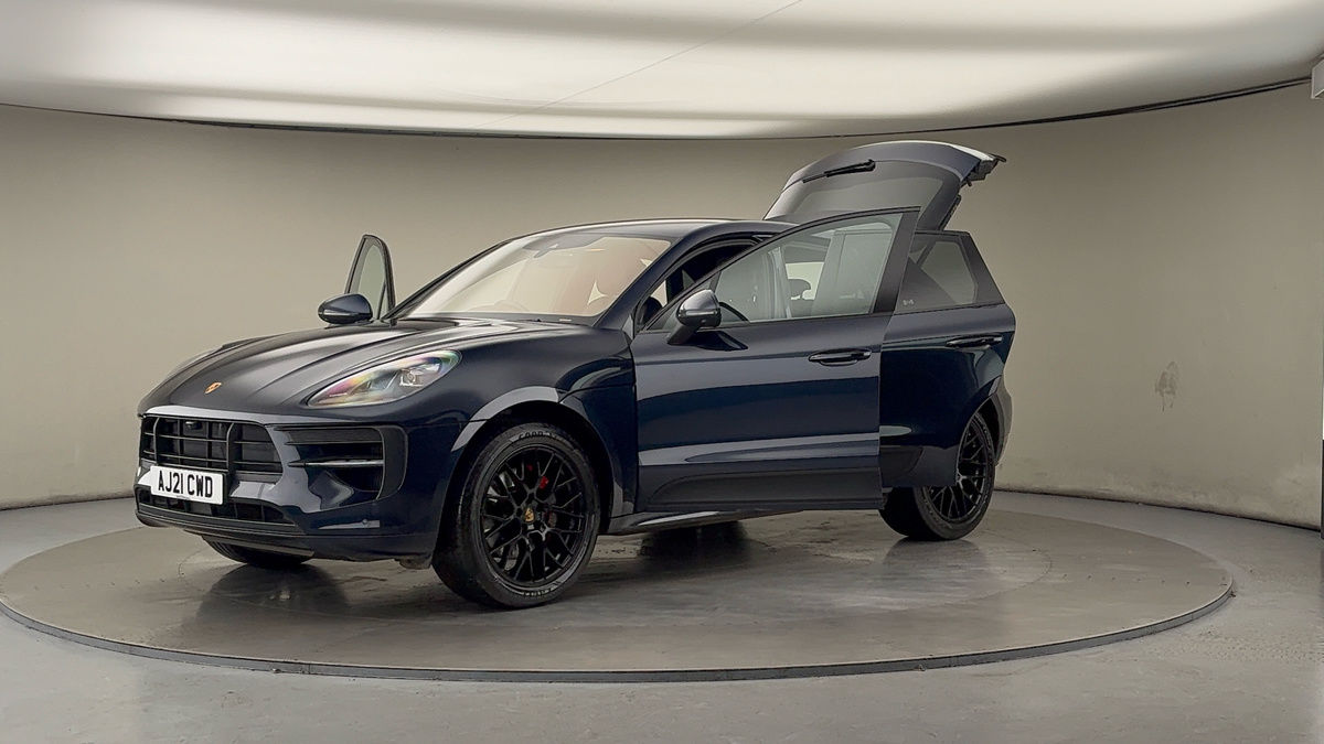 Porsche Macan Image 22