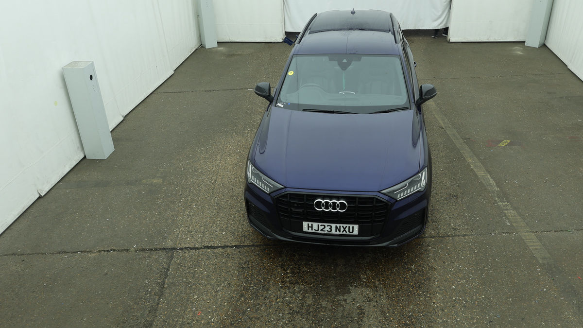 Audi Q7 Image 7