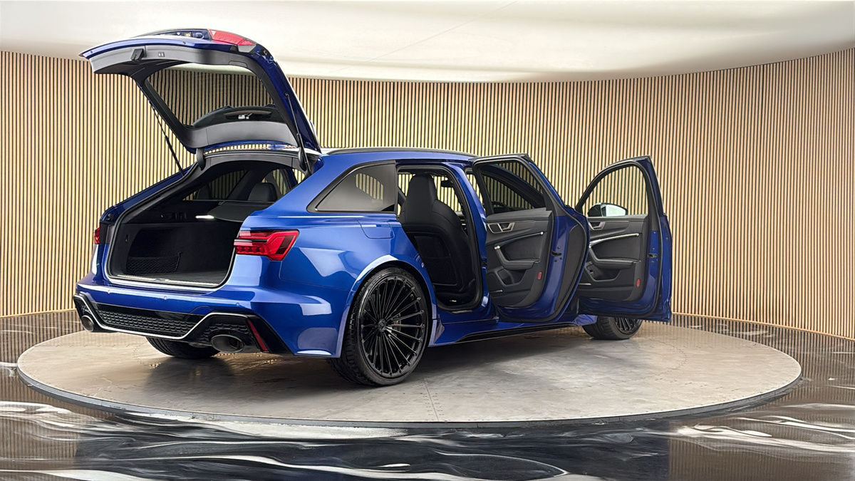 More views of Audi RS6 Avant