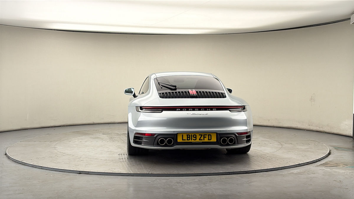 More views of Porsche 911