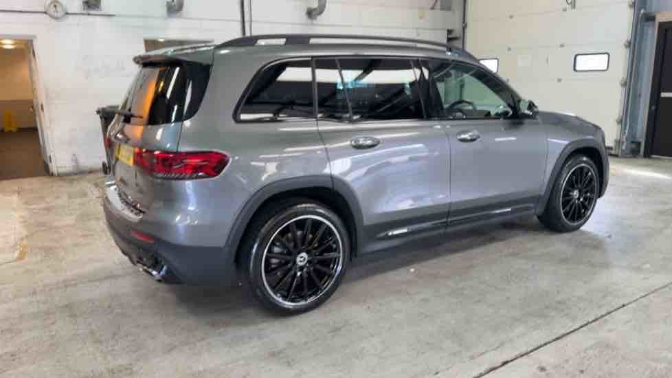 More views of Mercedes-Benz GLB