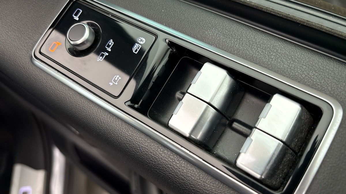Land Rover Range Rover Image 27