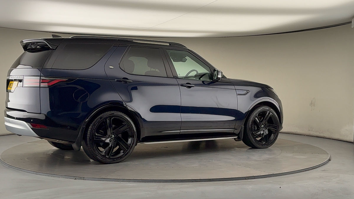 More views of Land Rover Discovery