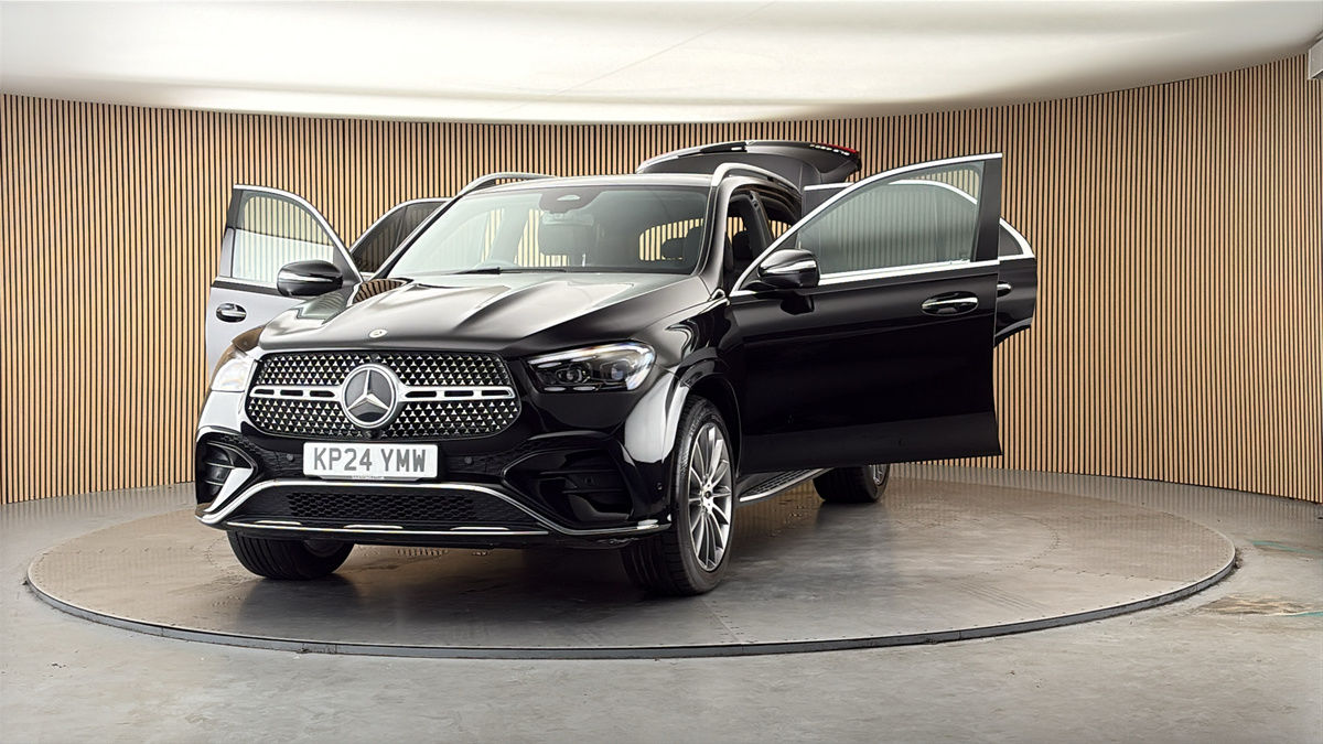 More views of Mercedes-Benz GLE