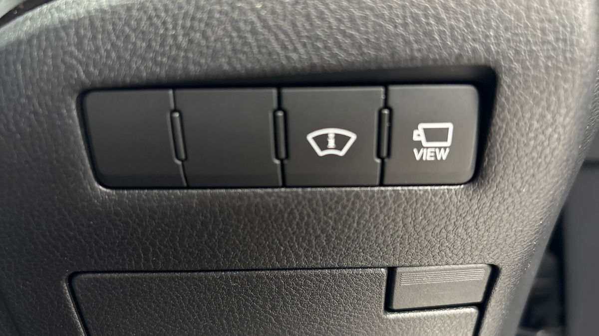 Lexus ES Image 34