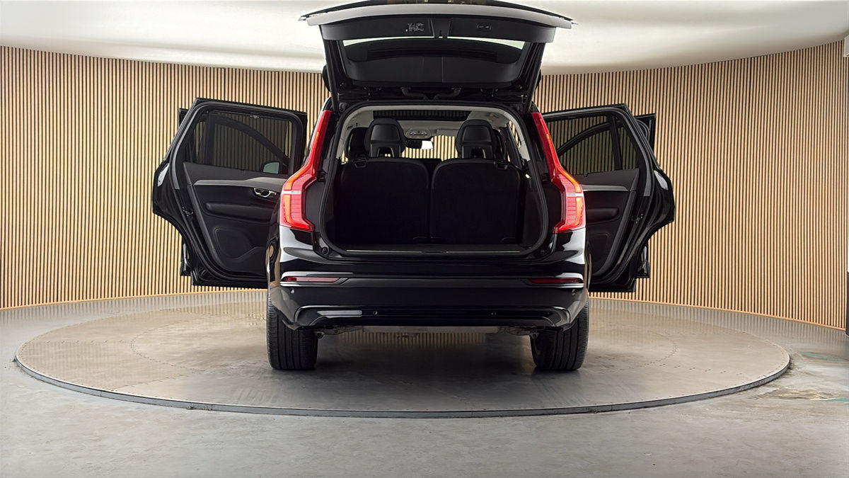 More views of Volvo XC90
