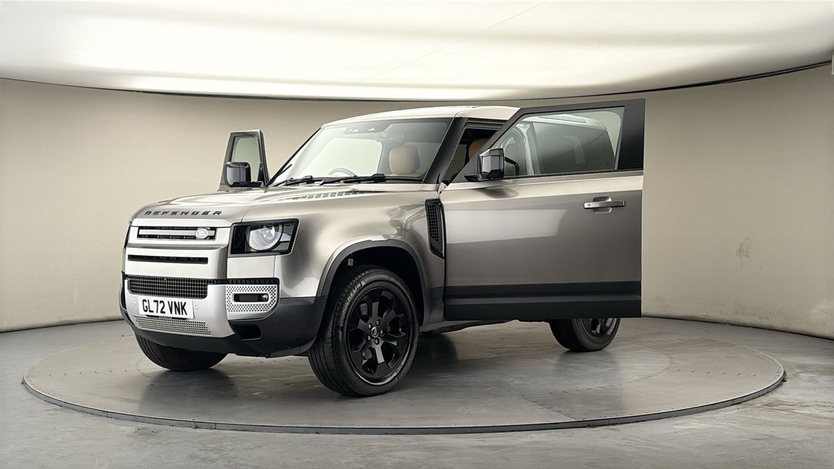 Land Rover Defender 90 Image 22