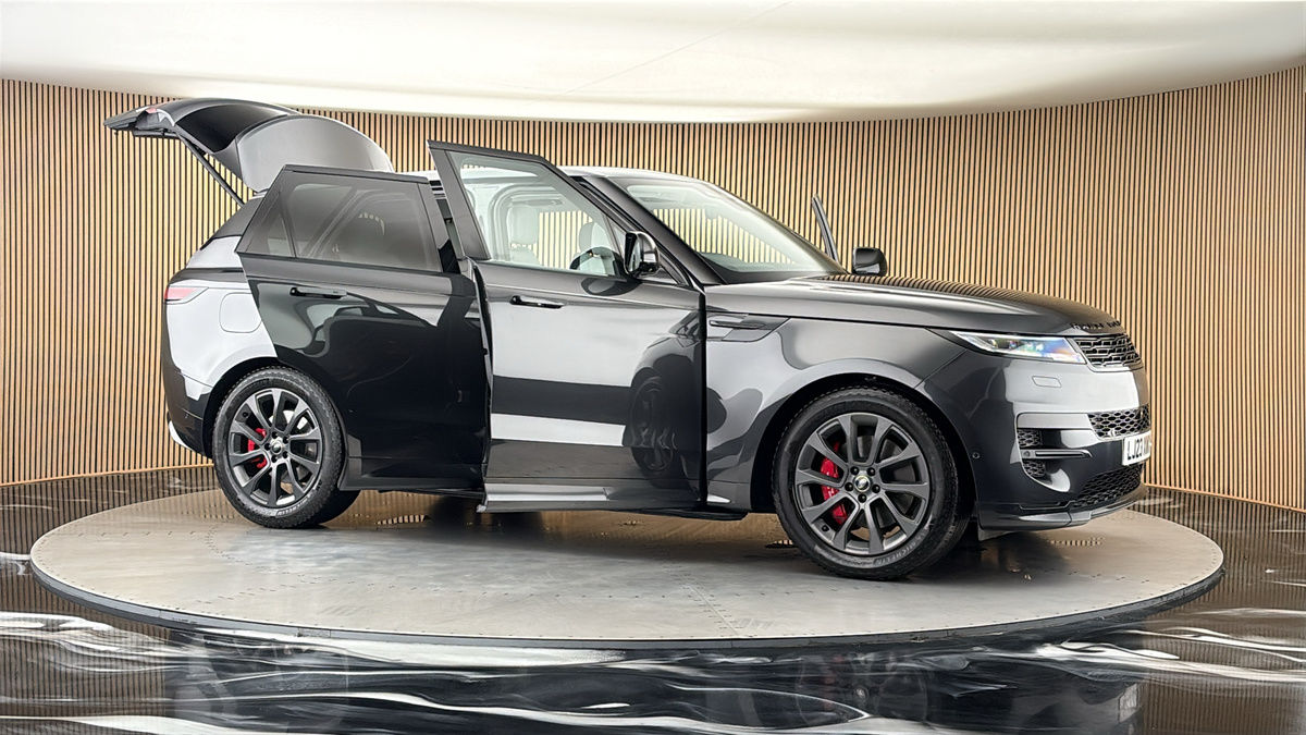 More views of Land Rover Range Rover Sport