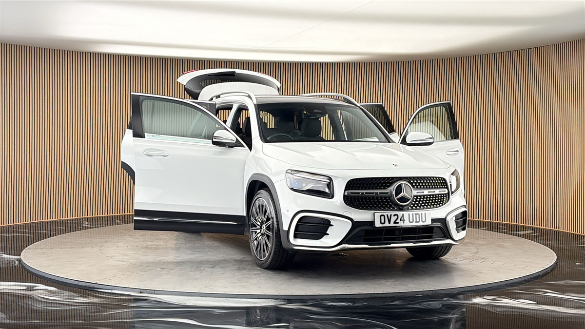 More views of Mercedes-Benz GLB