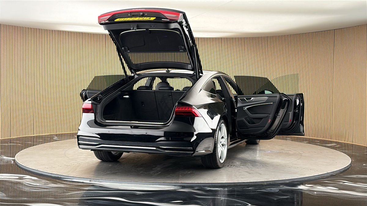 More views of Audi A7
