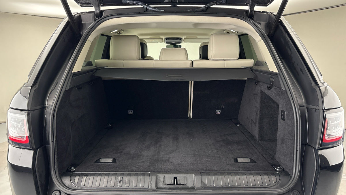 Land Rover Range Rover Sport Image 11