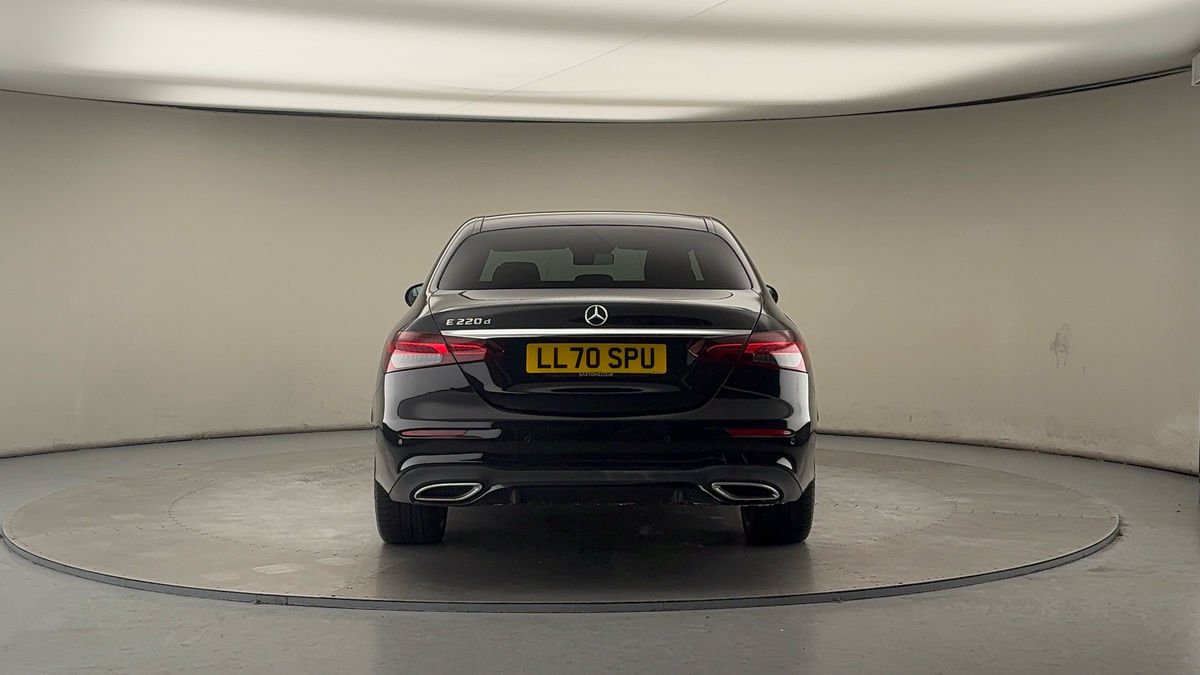 Mercedes-Benz E Class Image 4