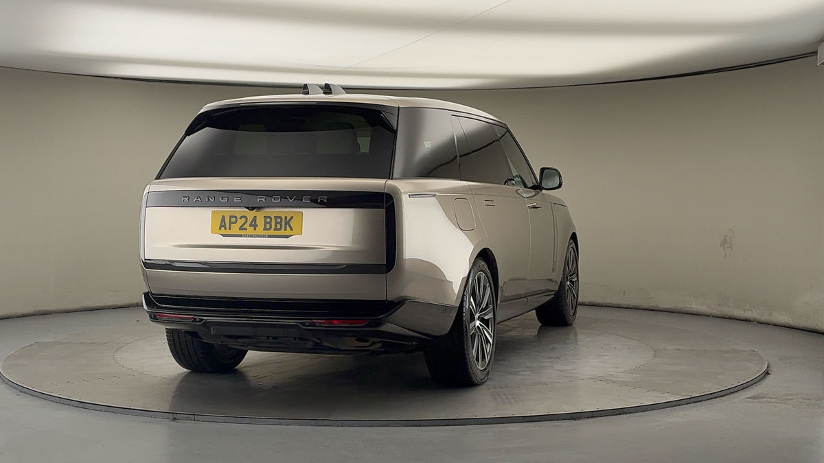 More views of Land Rover Range Rover