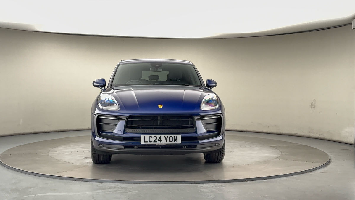 More views of Porsche Macan