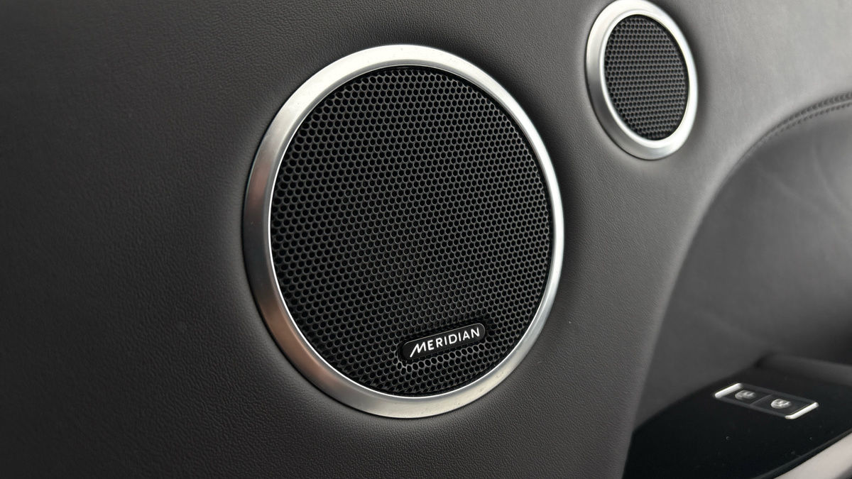 Land Rover Range Rover Sport Image 25