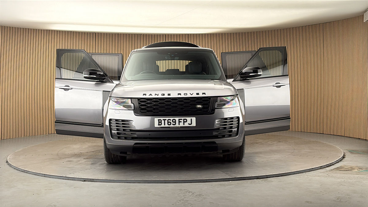More views of Land Rover Range Rover
