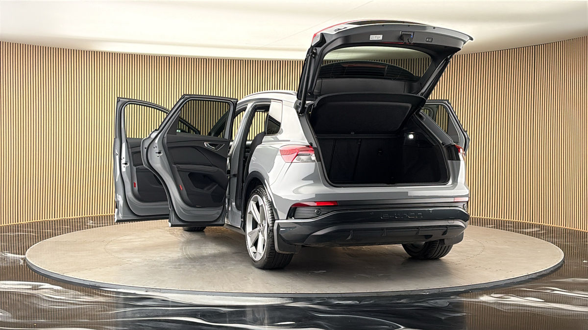 More views of Audi Q4 e-tron