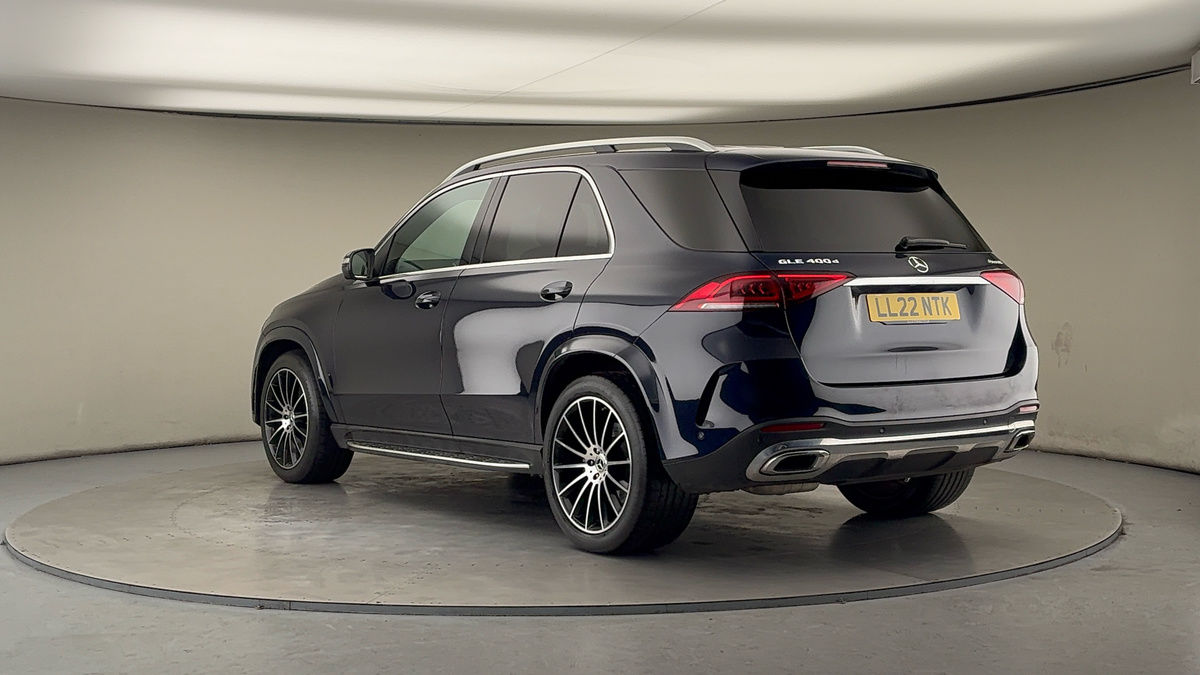 Mercedes-Benz GLE Image 2