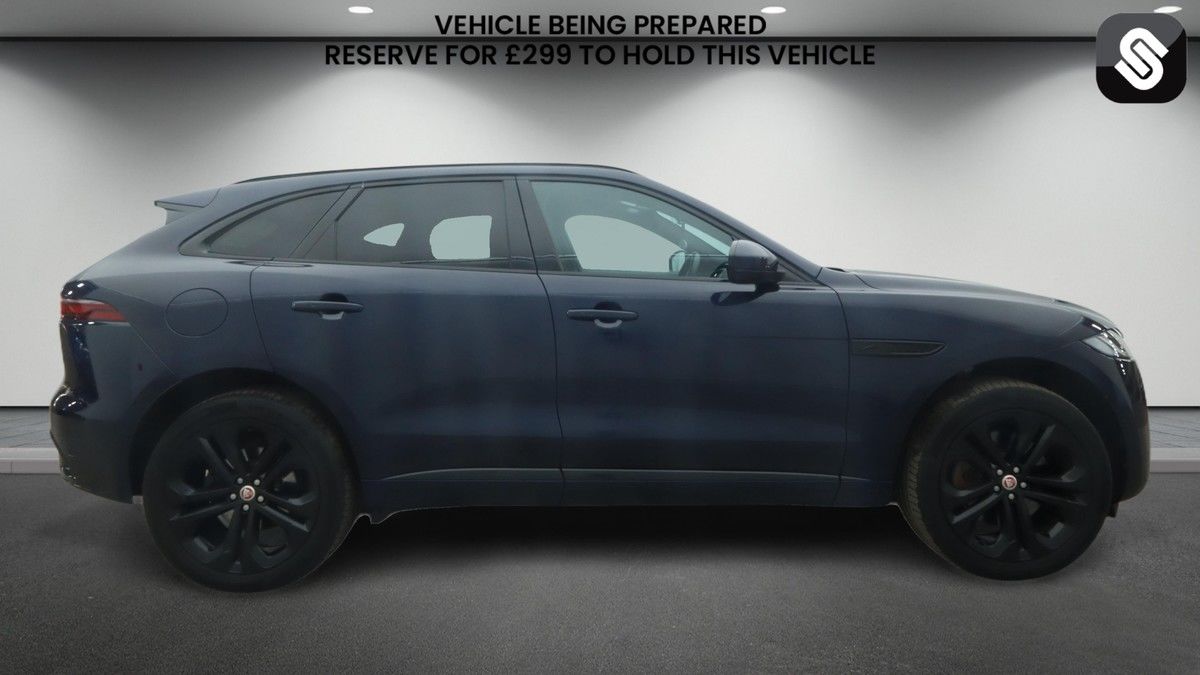 Jaguar F-PACE Image 5