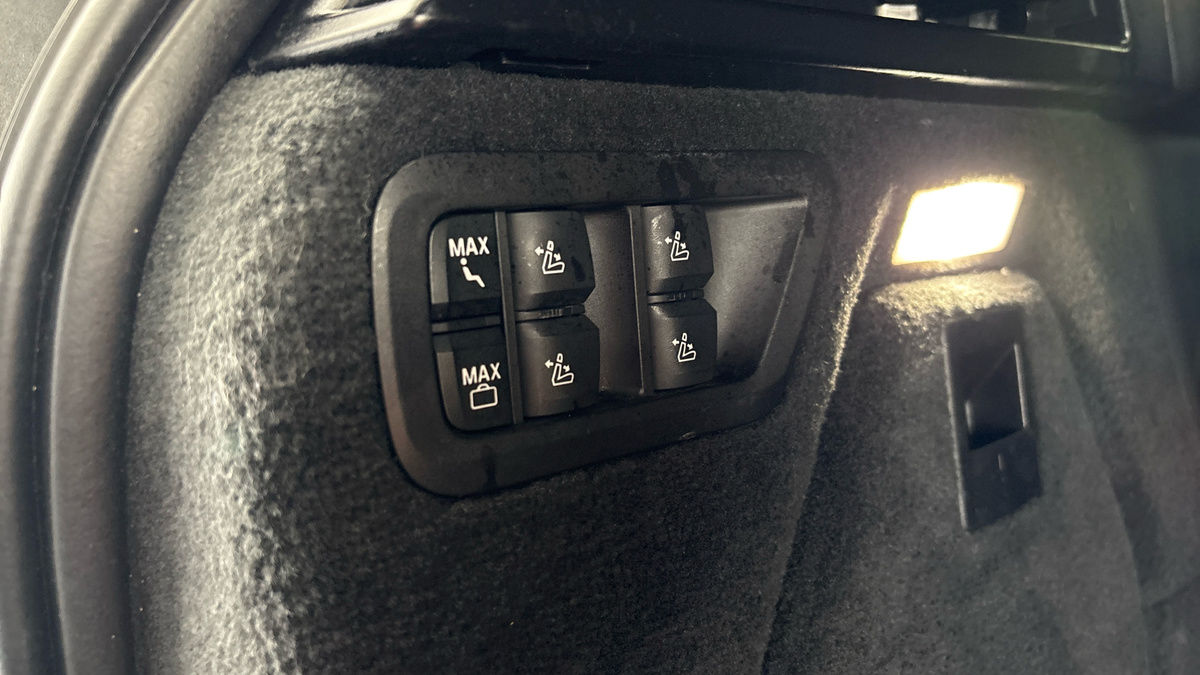 BMW X7 Image 43