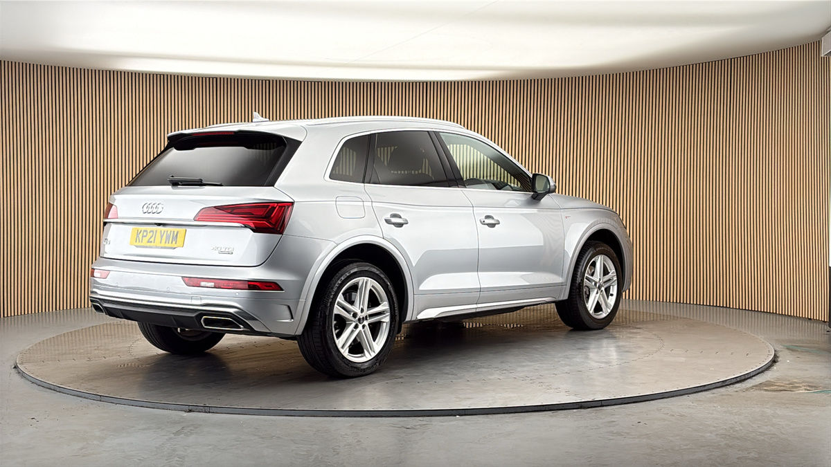 Audi Q5 Image 21
