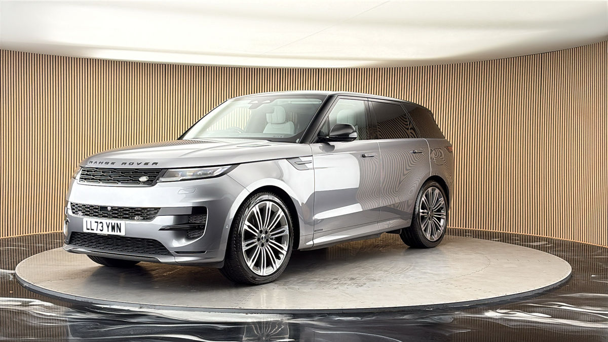 More views of Land Rover Range Rover Sport