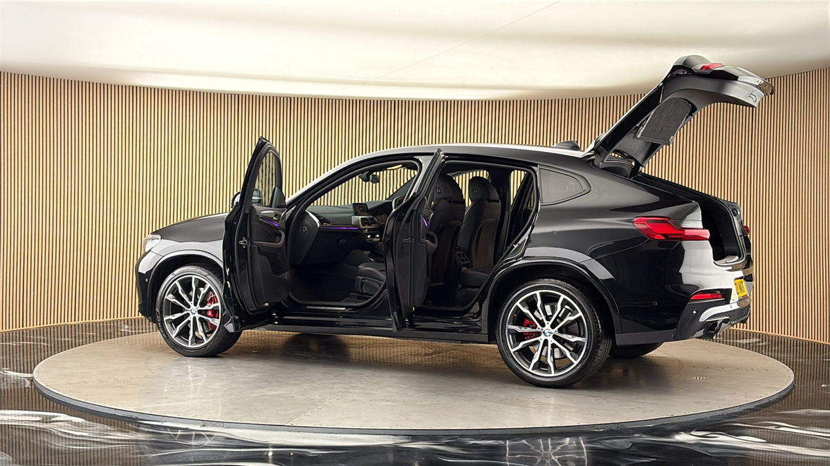 More views of BMW X4