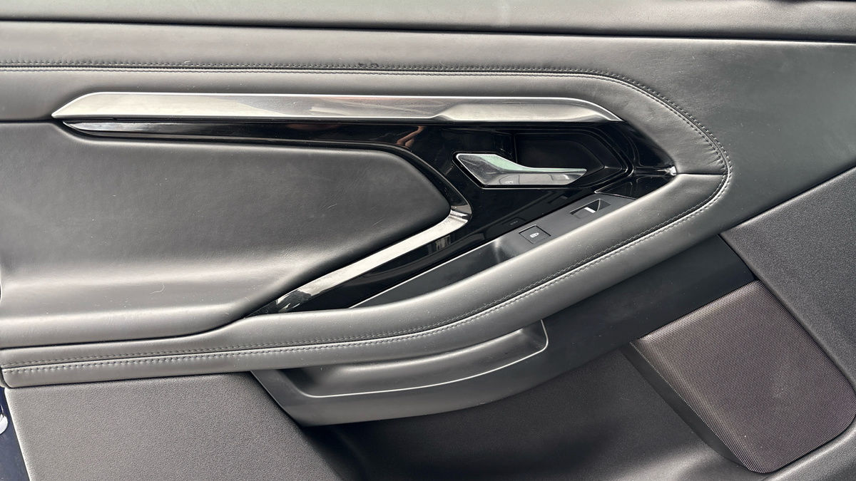 Land Rover Range Rover Evoque Image 19