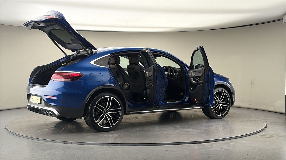 More views of Mercedes-Benz GLC