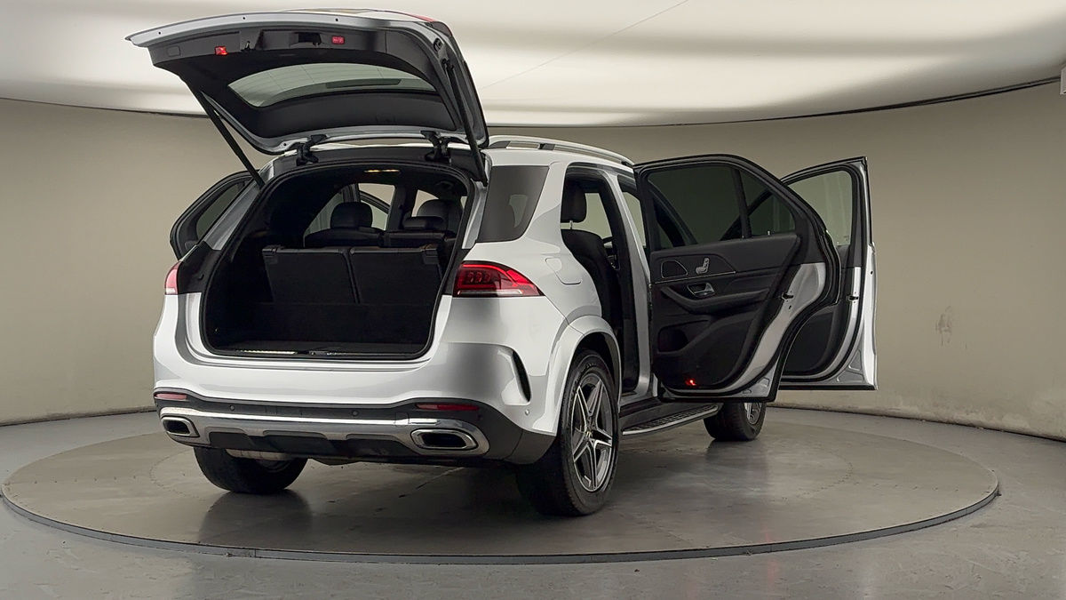 More views of Mercedes-Benz GLE