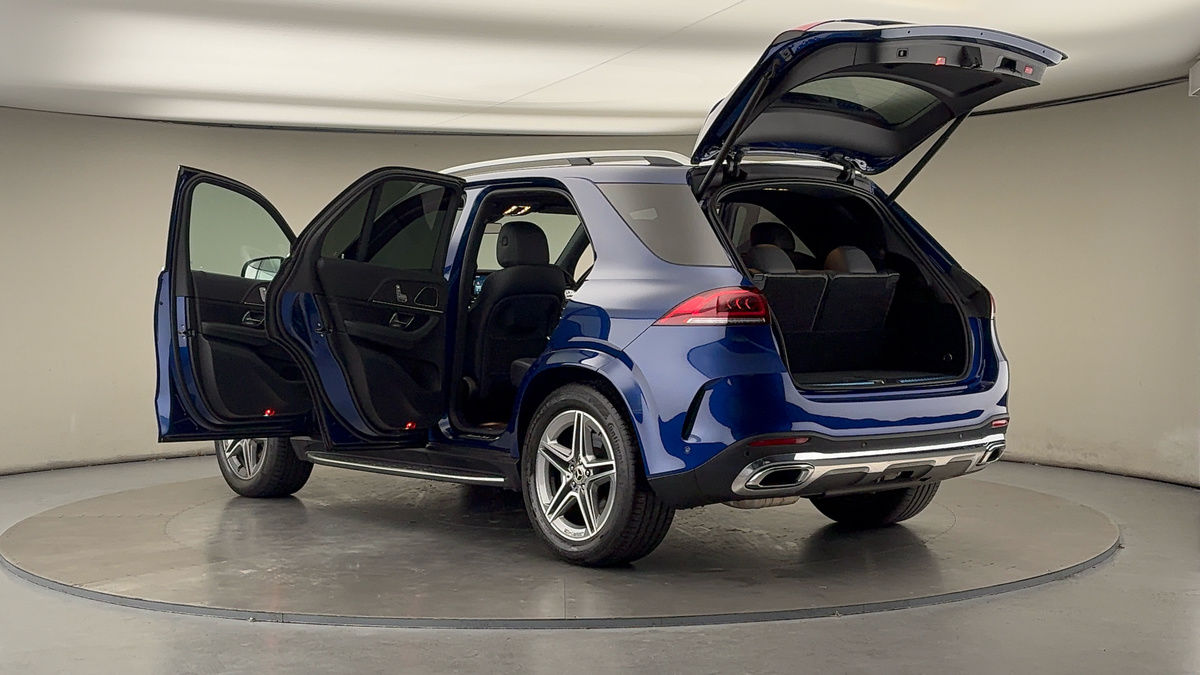 More views of Mercedes-Benz GLE