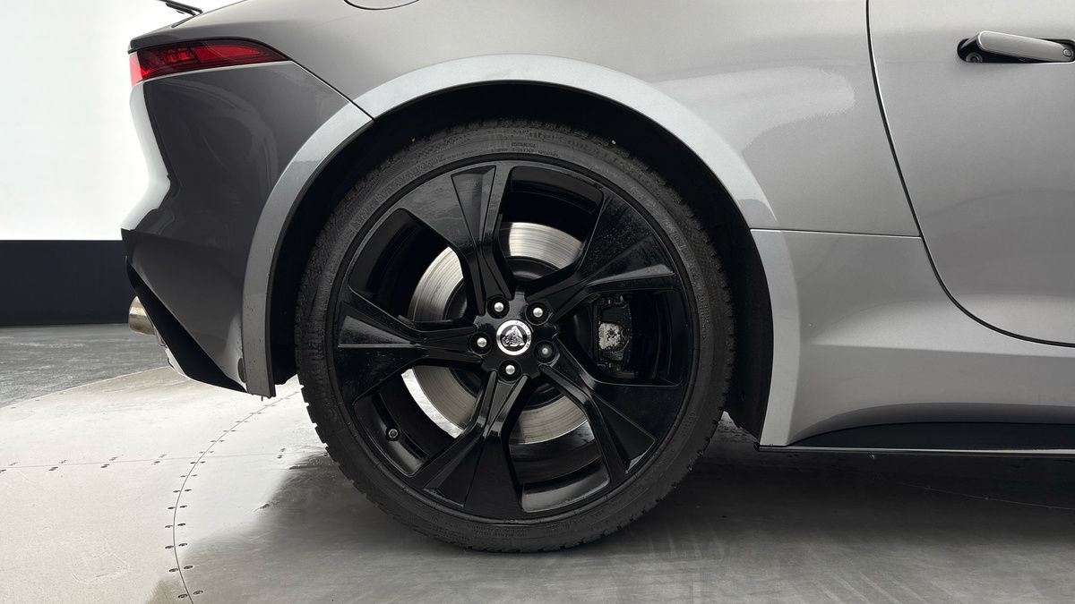 Jaguar F-Type Image 10