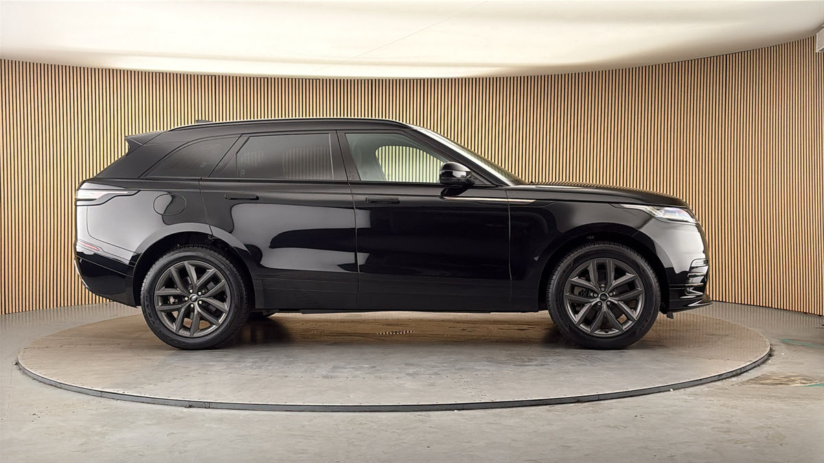 More views of Land Rover Range Rover Velar