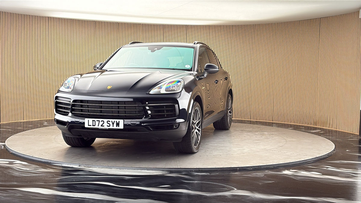 More views of Porsche Cayenne