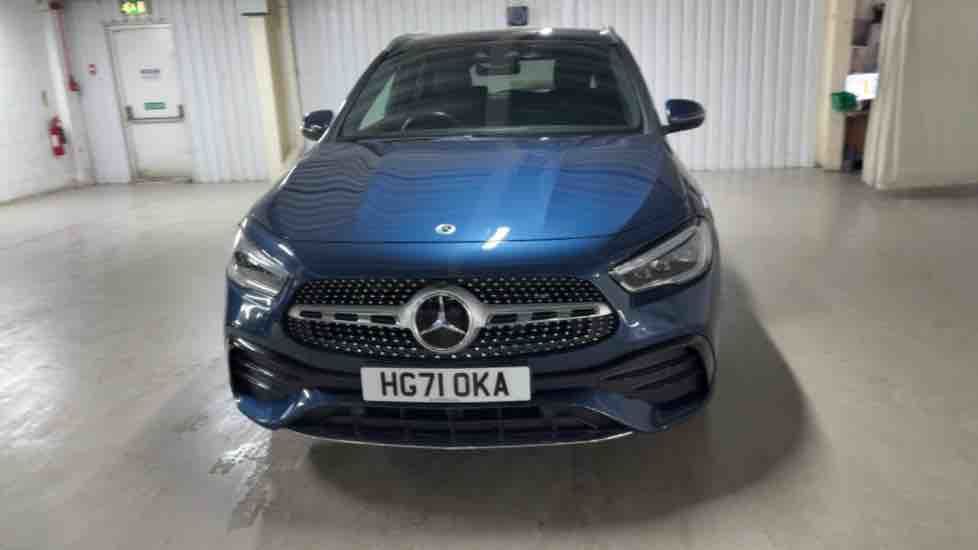 More views of Mercedes-Benz GLA